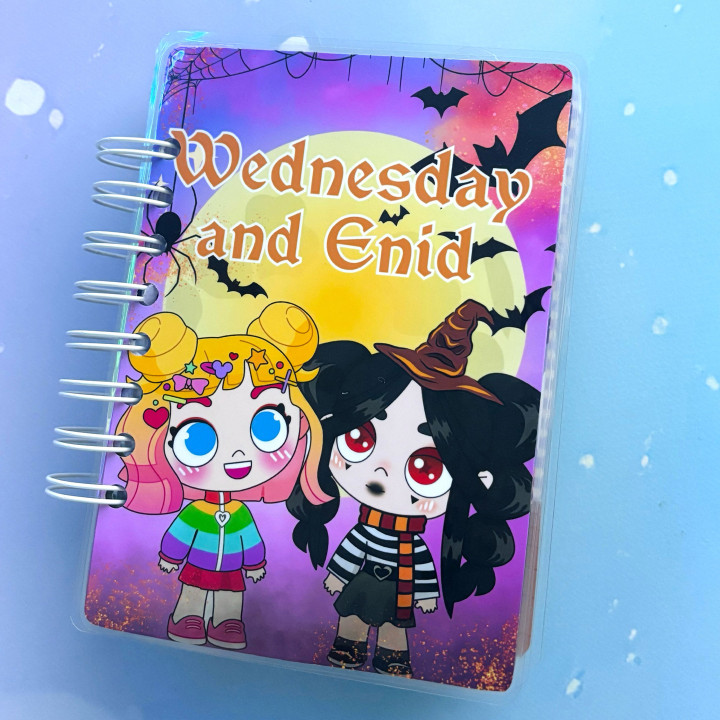 Miércoles y Enid mini